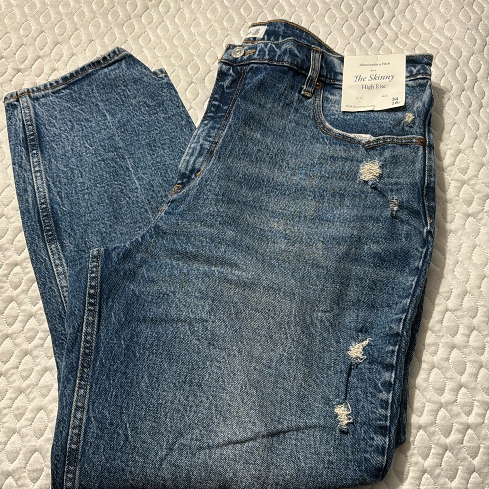 Abercrombie & Fitch High-Rise Skinny Jeans - Medium Blue Distress